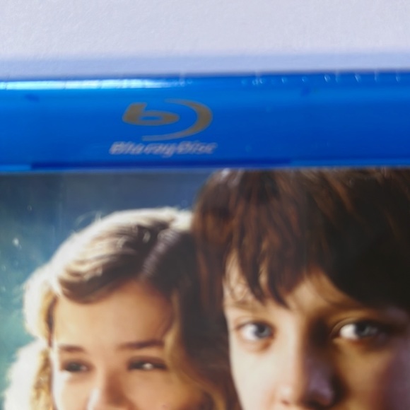 Hugo Blu-ray Disc DVD NWT - Picture 5 of 5